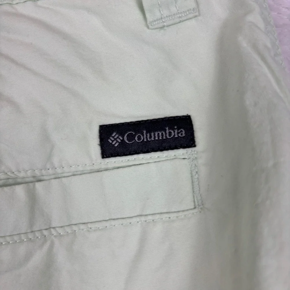 Columbia Mens Mint Green Flat Front Casual Outdoor Hiking Shorts Size 32W 8L
